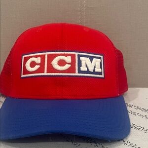 CCM Hockey Vintage 3Block Trucker SnapBack hat NWOT